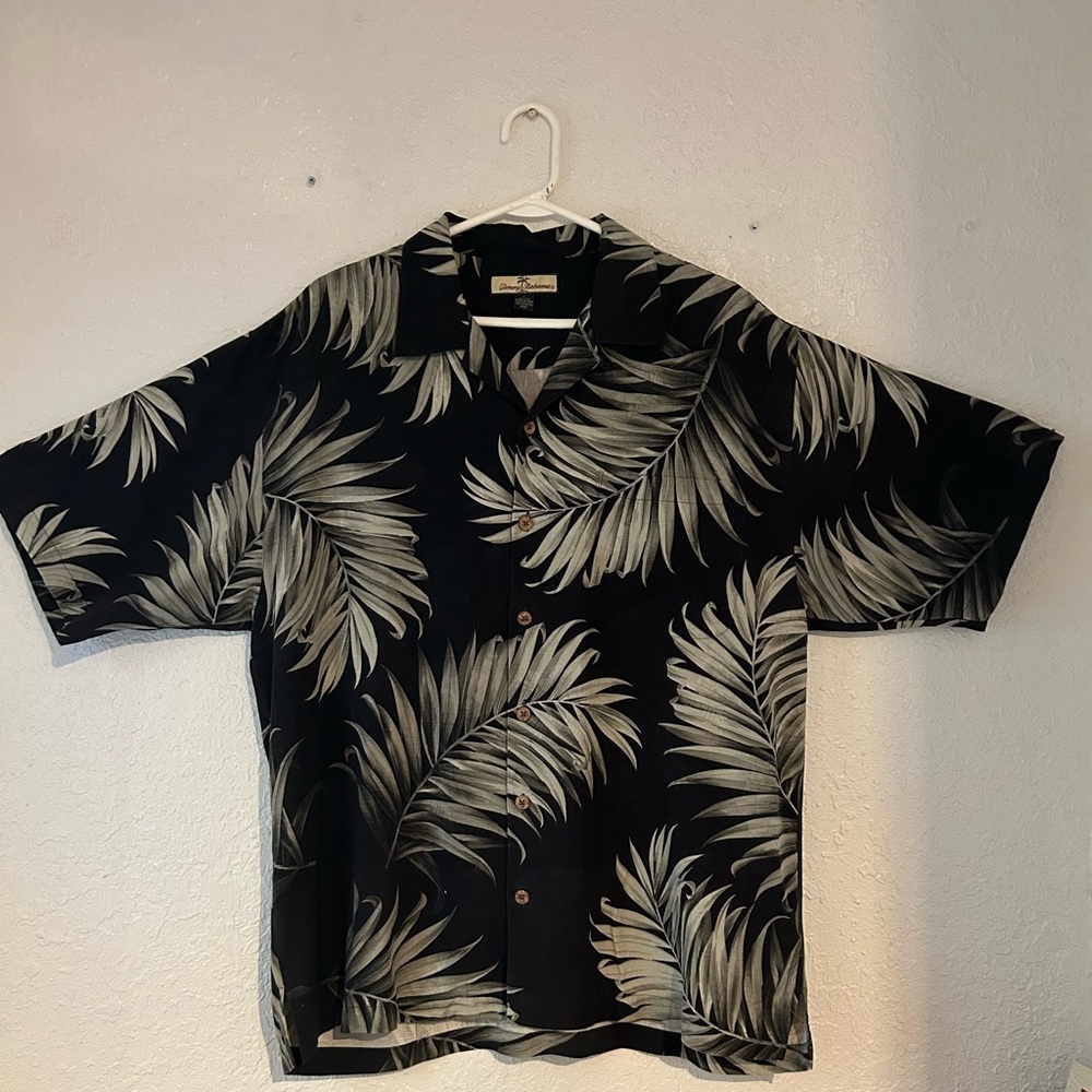 Tommy Bahama Mens Button Down Shirt, Palms, 100% Silk, size L, Relax Fit